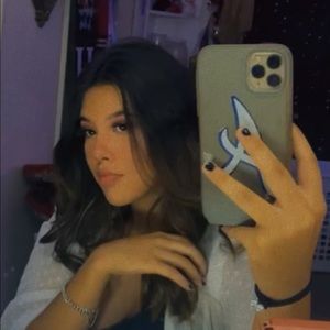 Meet your Posher, Marissa